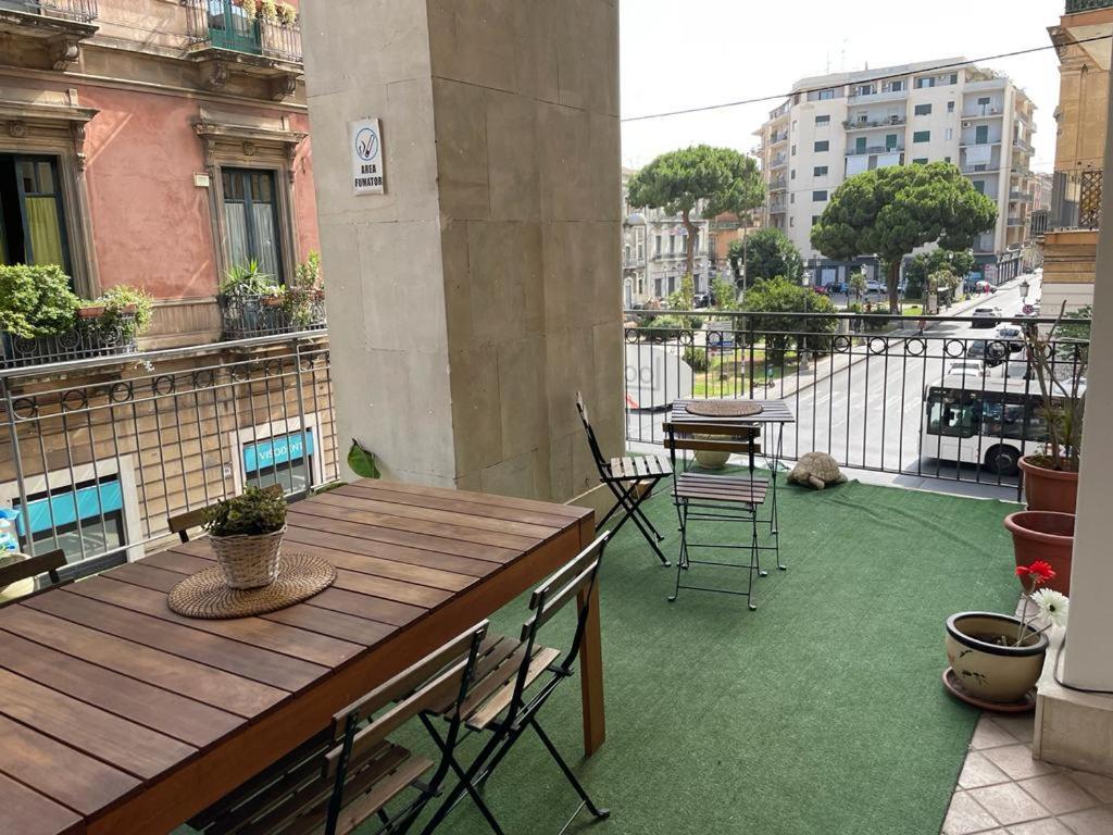 Locami Holiday&Rooms Suite Jolanda Catania Exterior photo